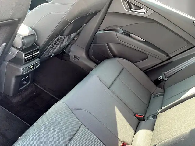 Audi Q4 E-Tron view 11
