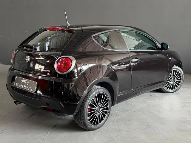 Alfa Romeo Mito view 11