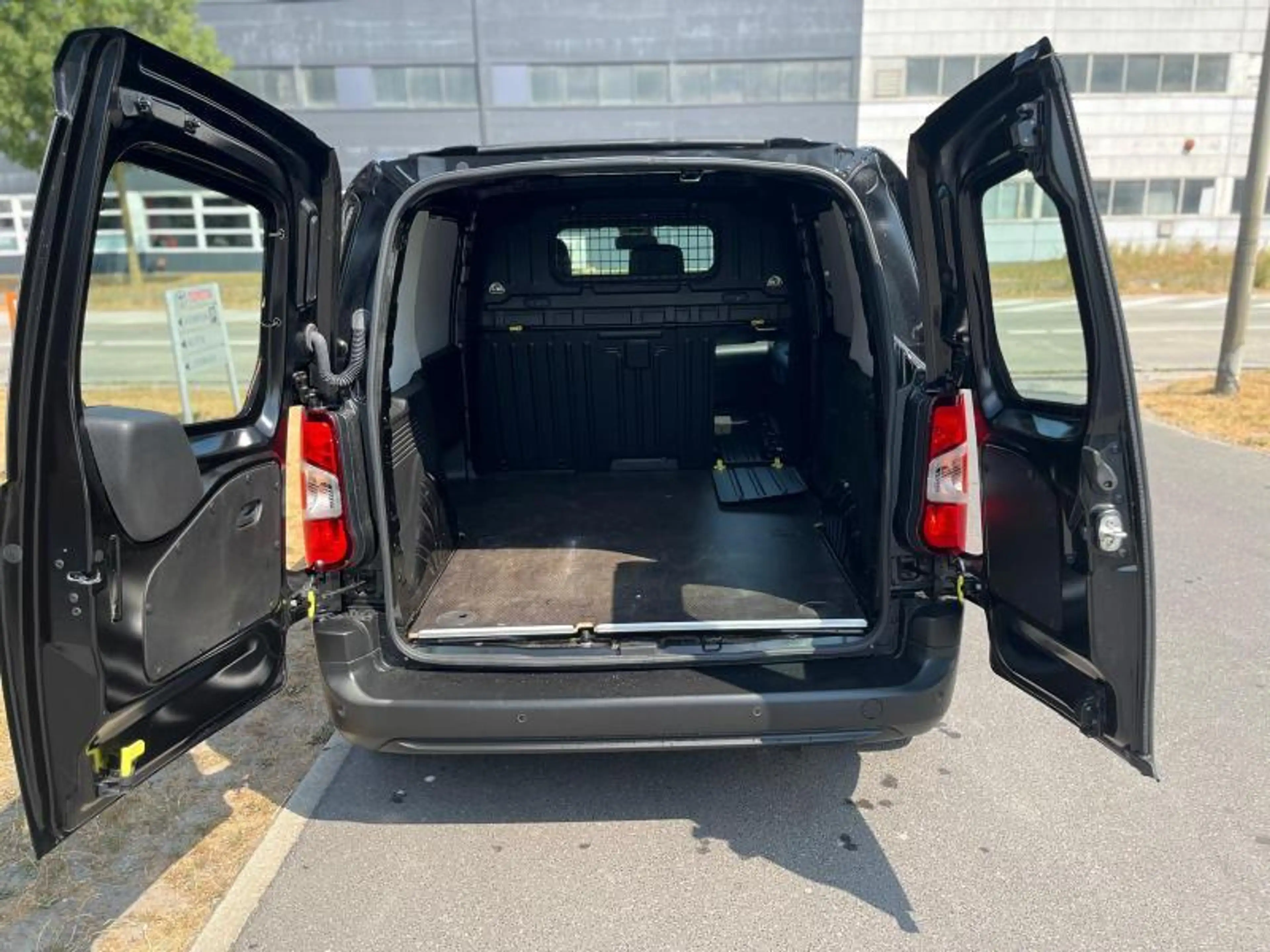 Toyota Proace City Comfort 1d — photo 8