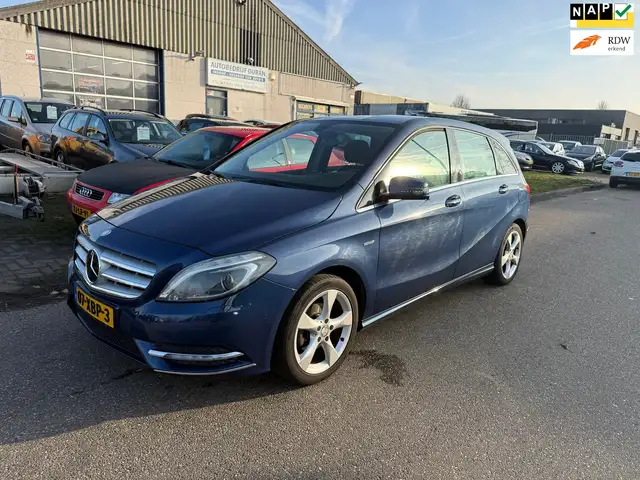 Mercedes-Benz B 180 Ambition NAV.+ Clima Bj:2012 NAP!