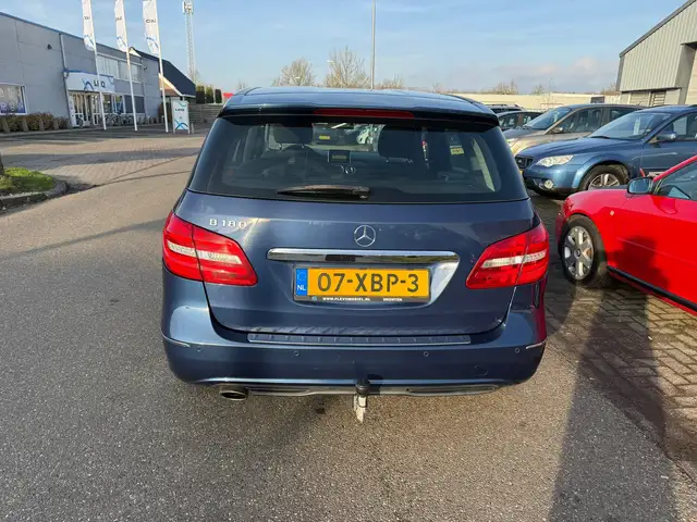 Mercedes-Benz B Class view 15