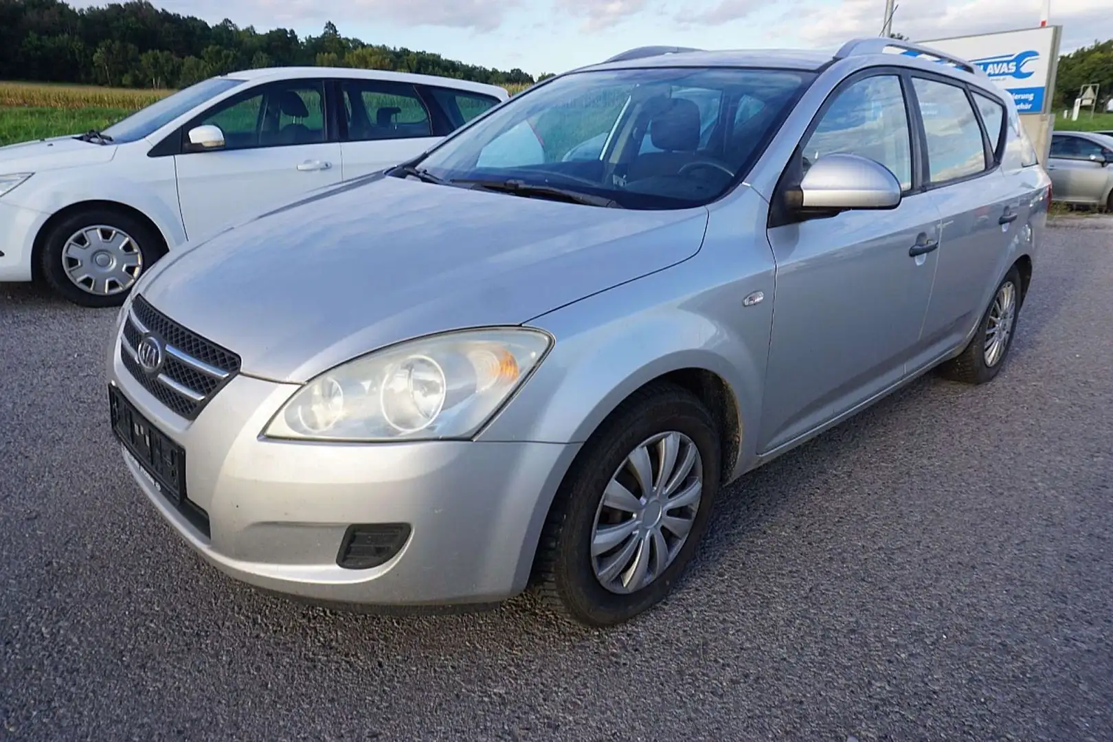 Kia Ceed SW / cee'd SW cee'd Sportswagon ceed SW 1,4 CVVT Cool Grau - 2