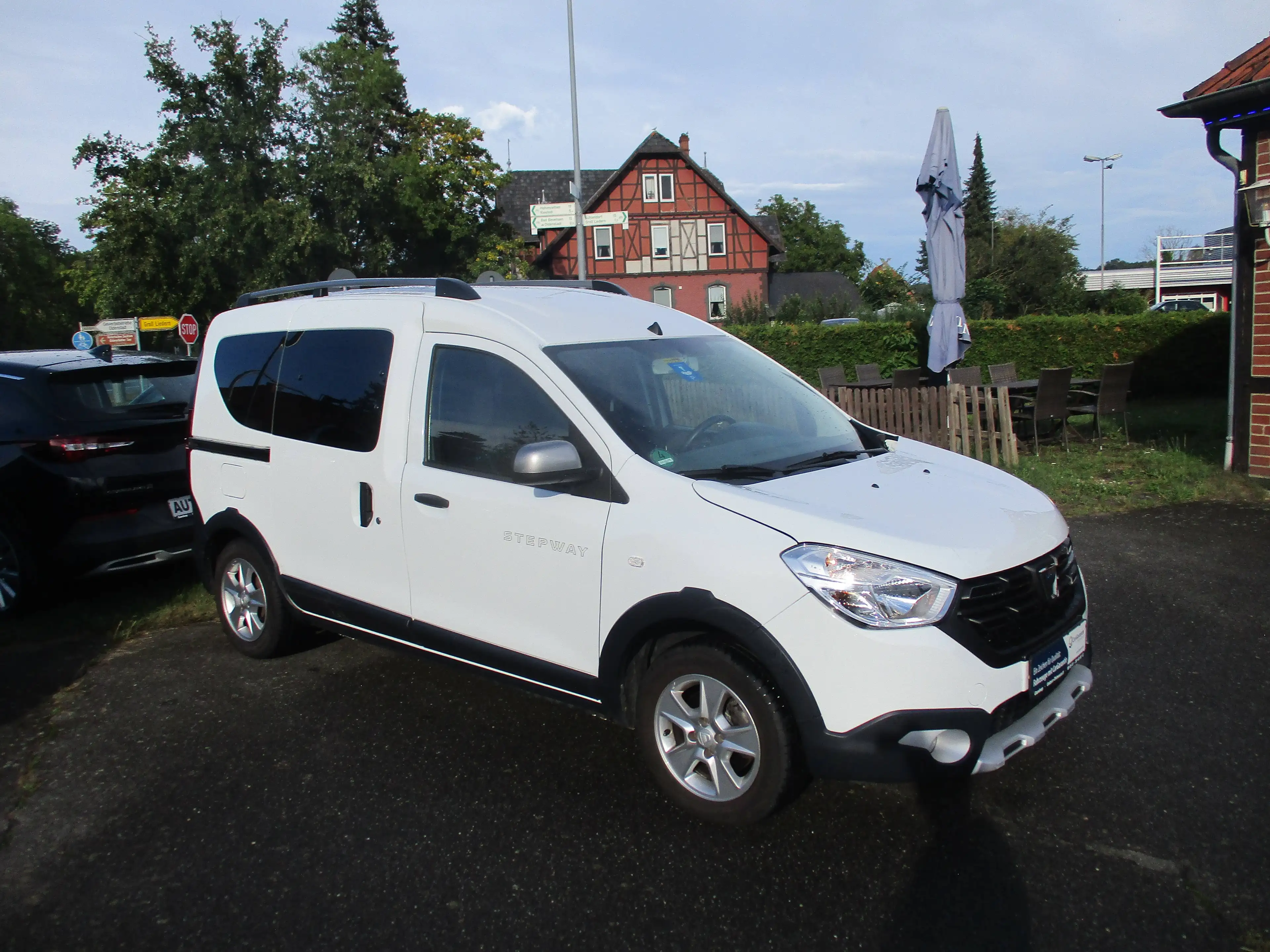 Dacia Dokker Stepway Pro / Klima / Alu / Navi / Rückfahrkamera . . . — photo 2