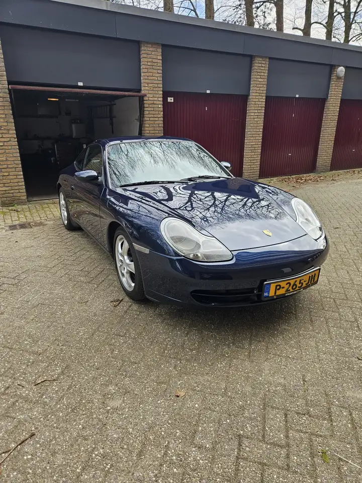 Porsche 911 3.4 Coupé Carrera 4, foto 11