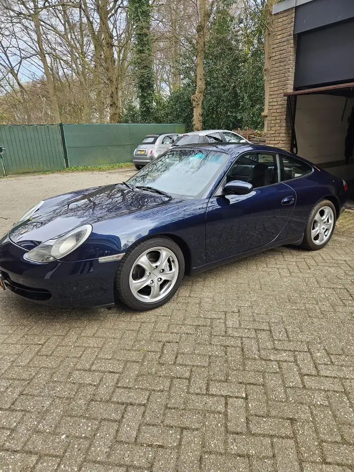 Porsche 911 3.4 Coupé Carrera 4, foto 8