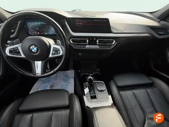 BMW Serie 1 2022, foto 10