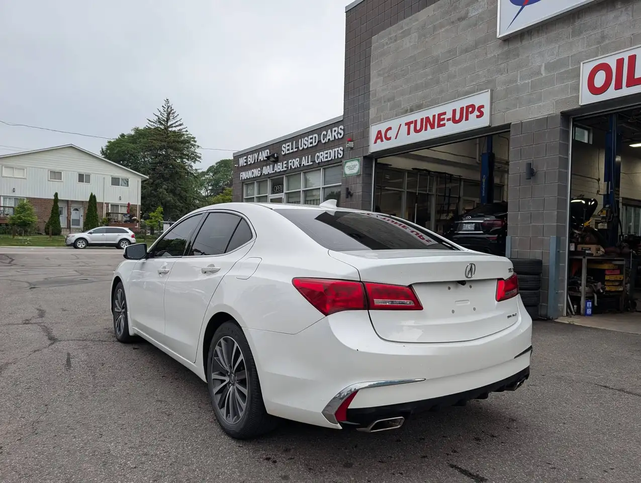 Acura TLX снимка Acura TLX