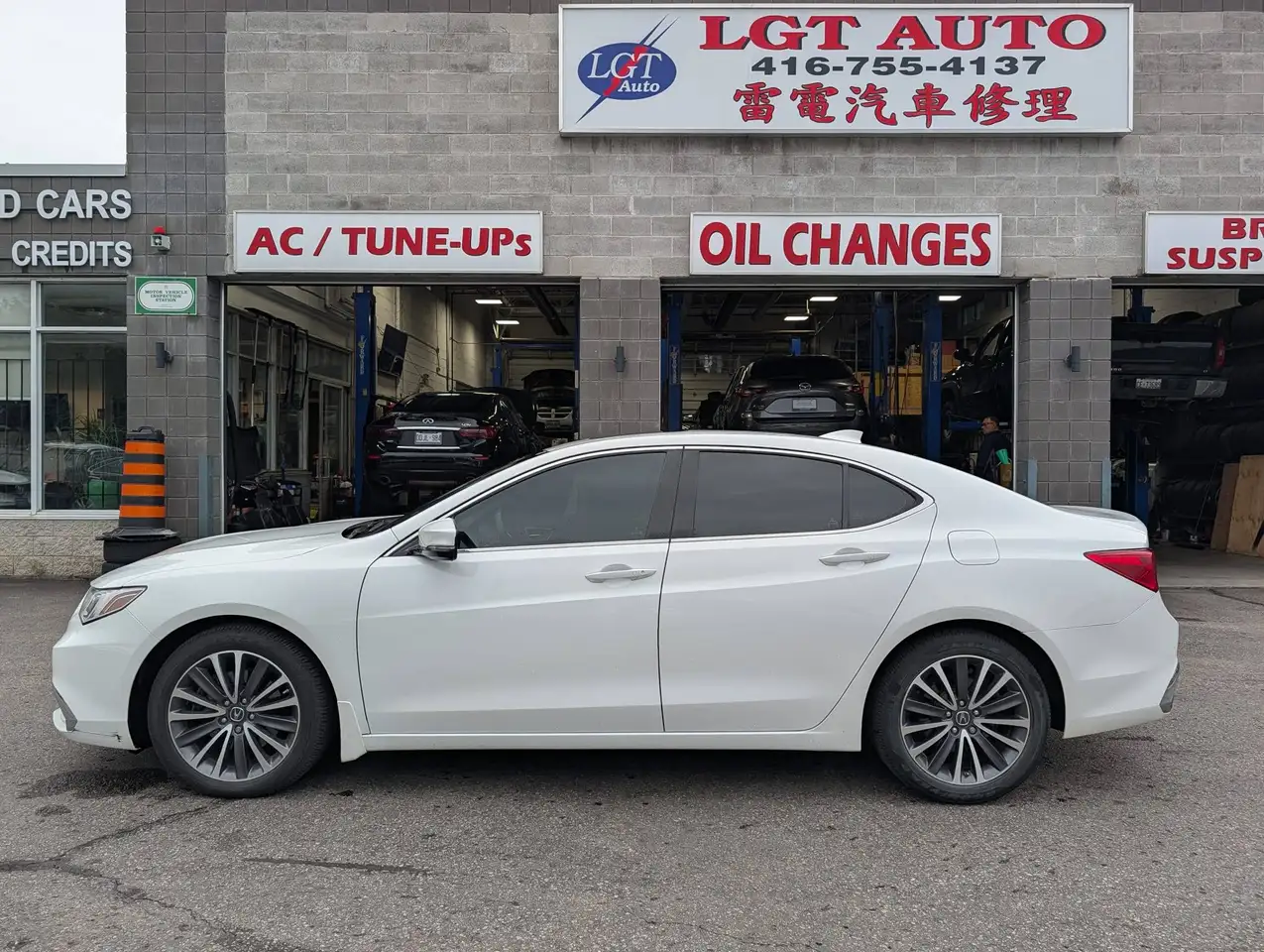 Acura TLX снимка Acura TLX