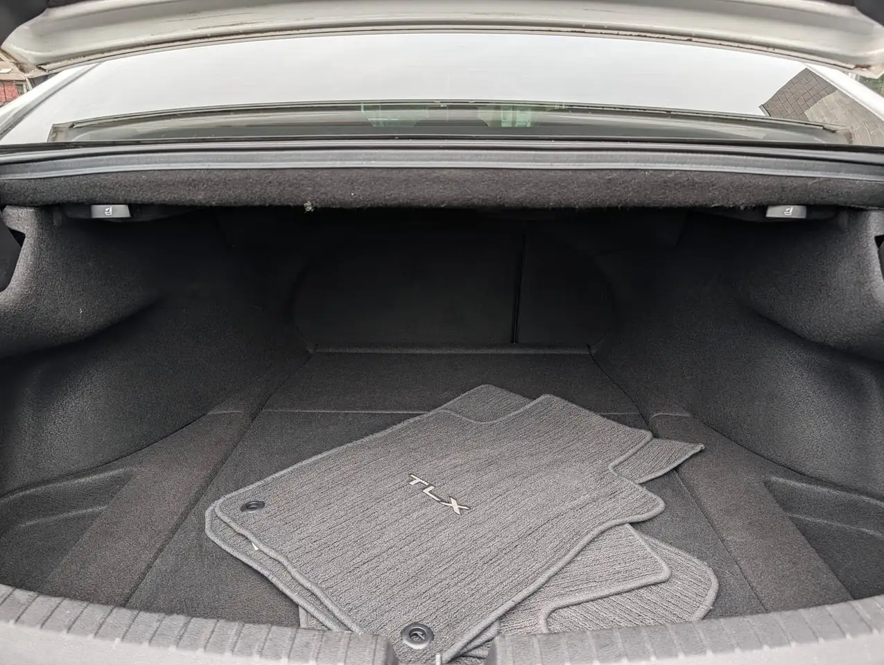 Acura TLX снимка Acura TLX