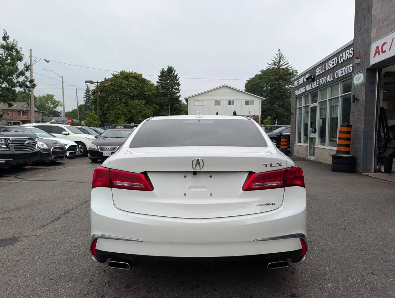 Acura TLX снимка Acura TLX