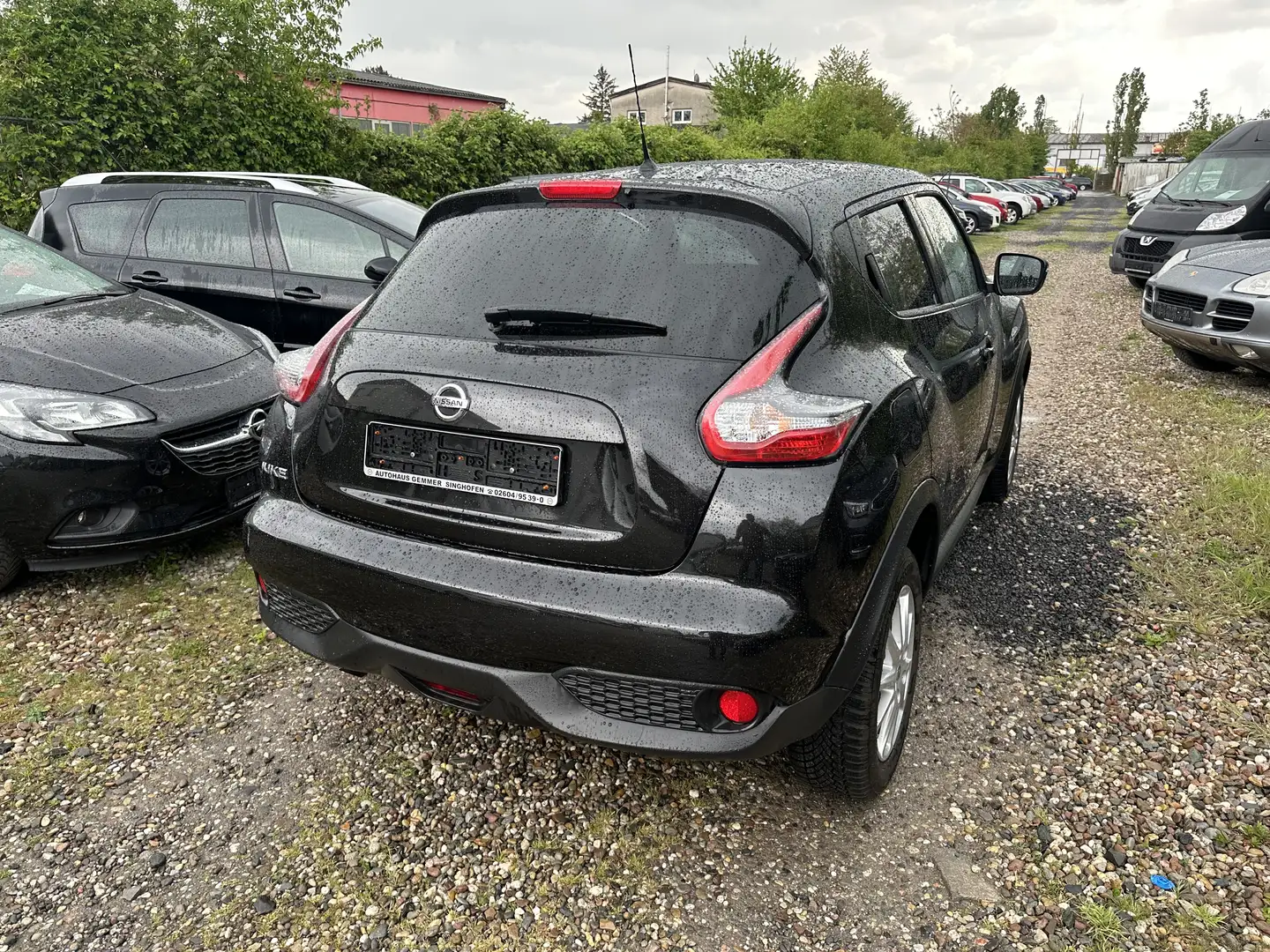 Nissan Juke Acenta Schwarz - 2