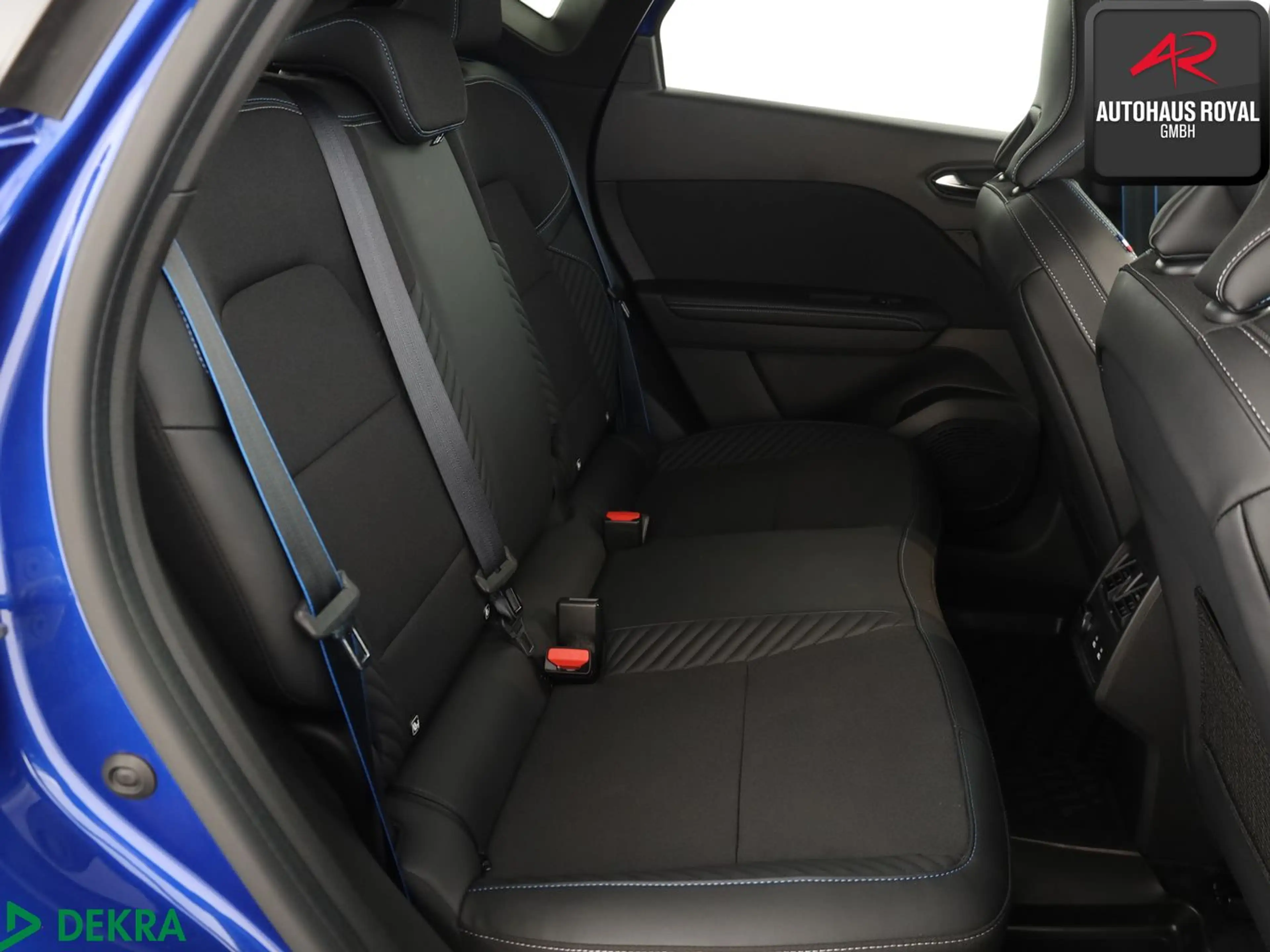 Renault Captur E-TECH FULL ESPRIT ALPINE 360°,HARMAN/K — photo 12