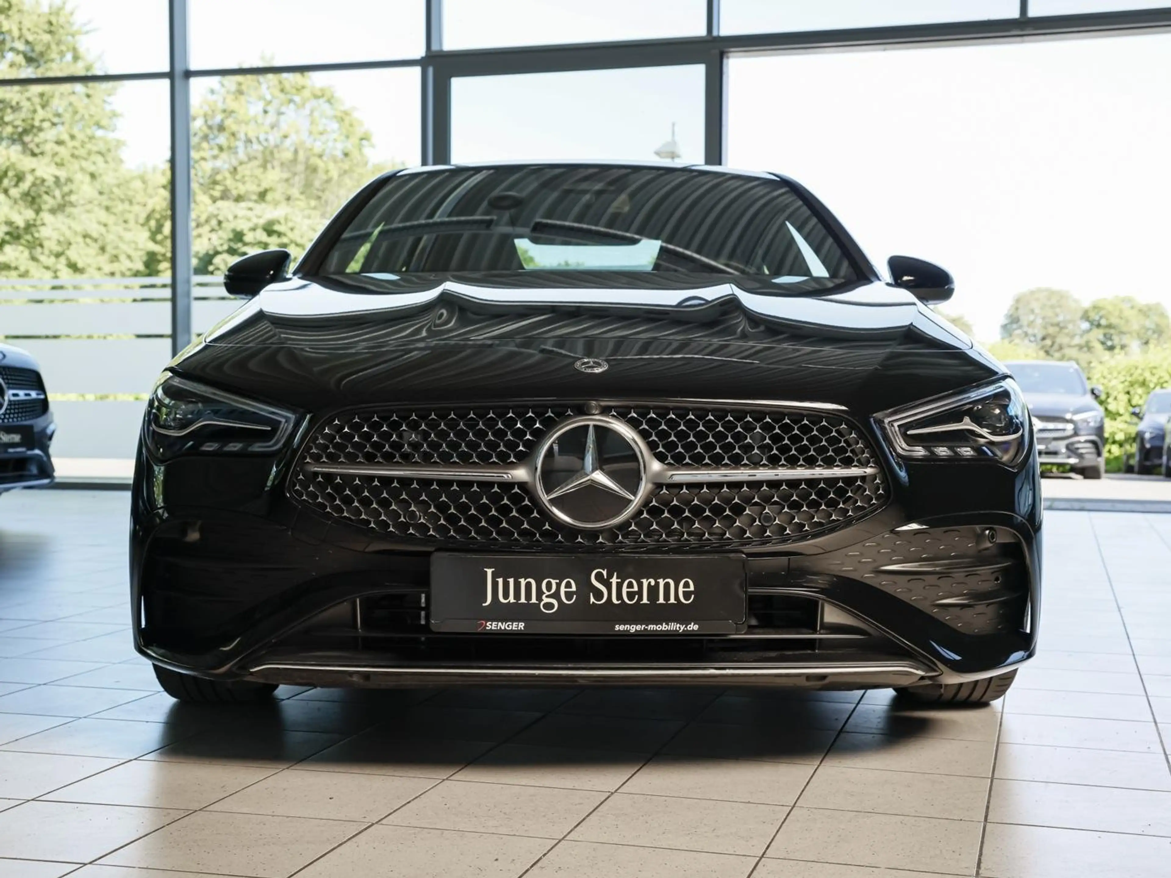 Mercedes-Benz CLA 200 AMG Night Keyless Ambiente Kamera LED — photo 7