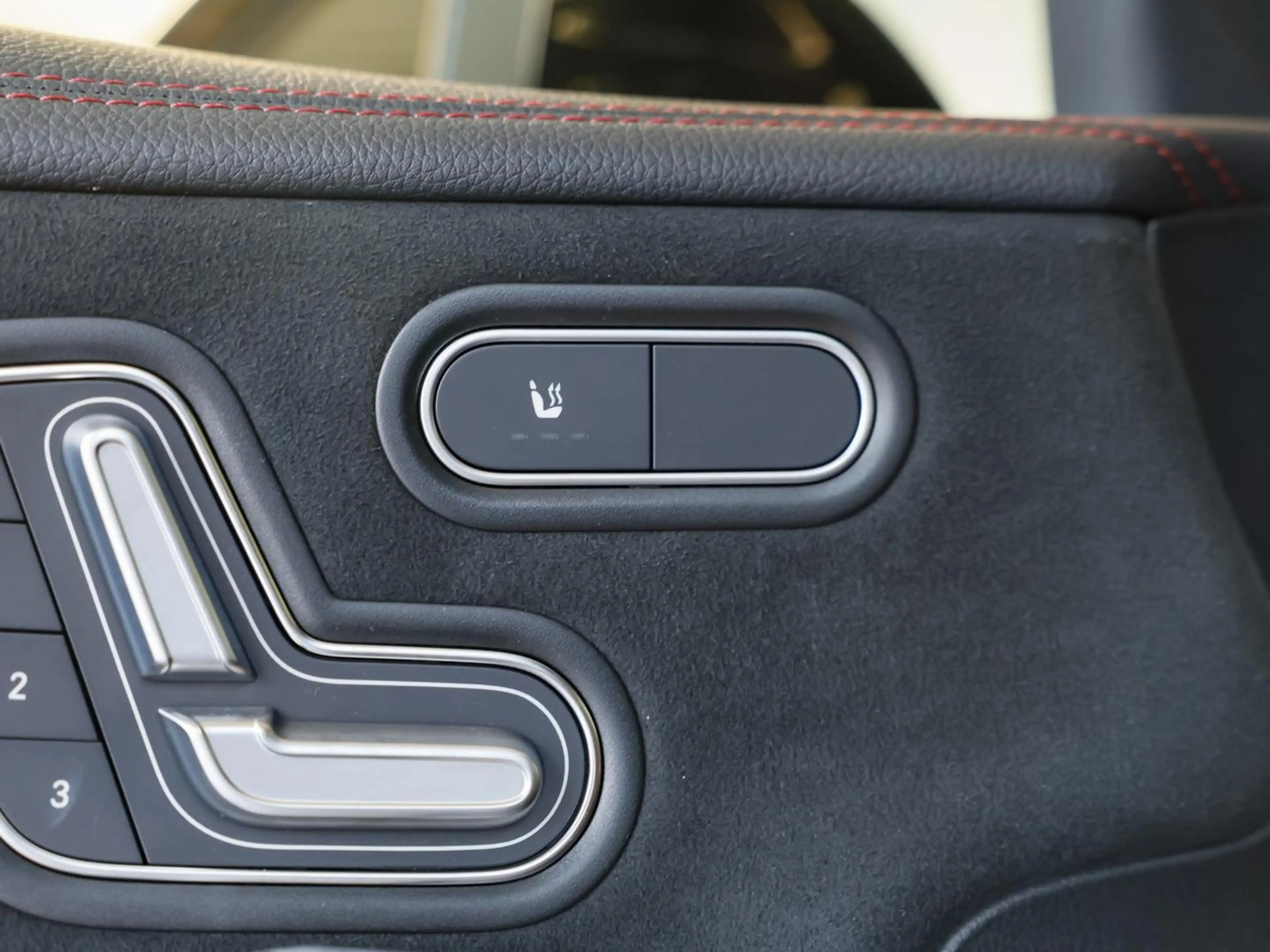 Mercedes-Benz CLA 200 AMG Night Keyless Ambiente Kamera LED — photo 15