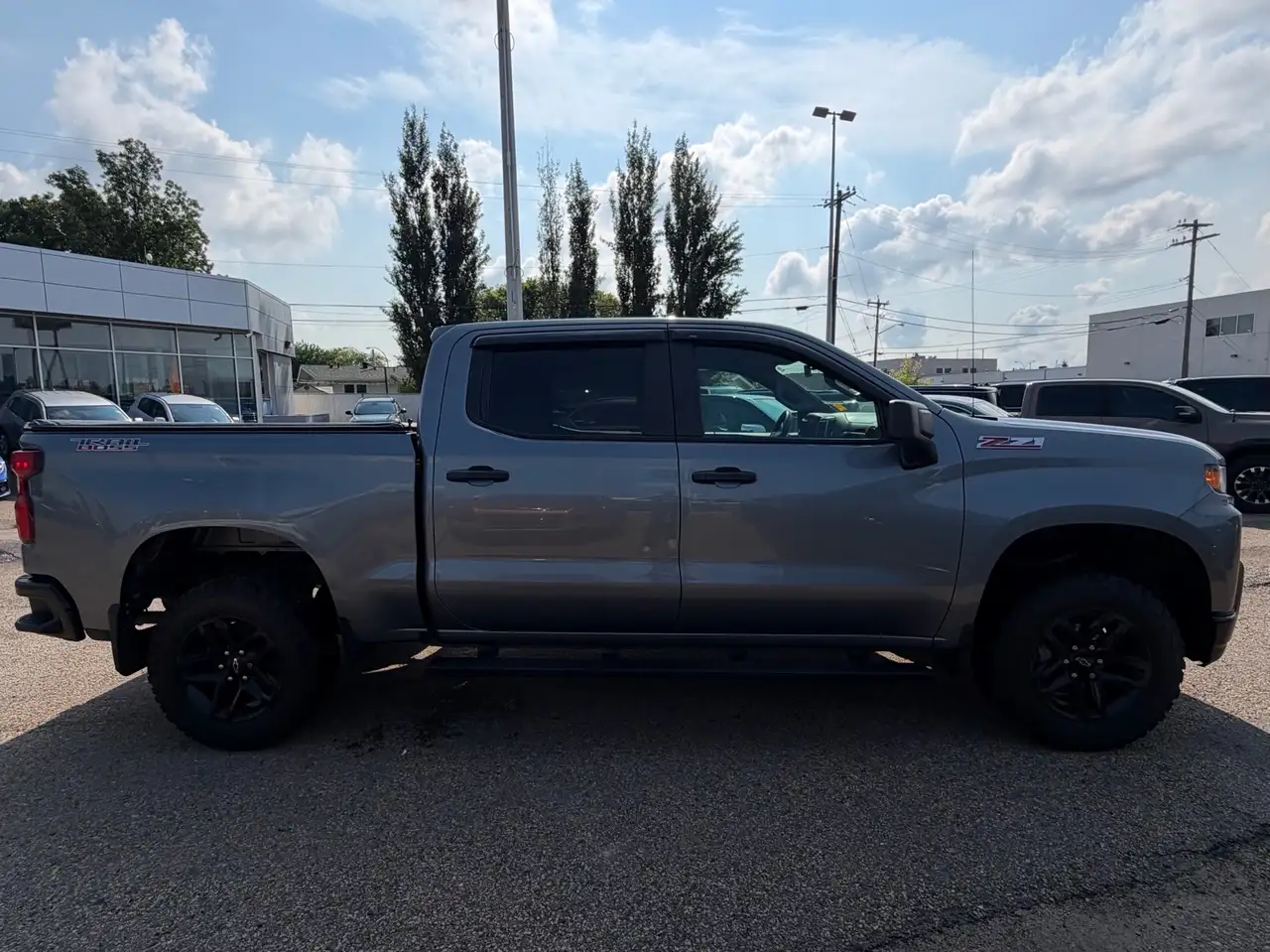 Chevrolet Silverado 1500 снимка Chevrolet Silverado 1500