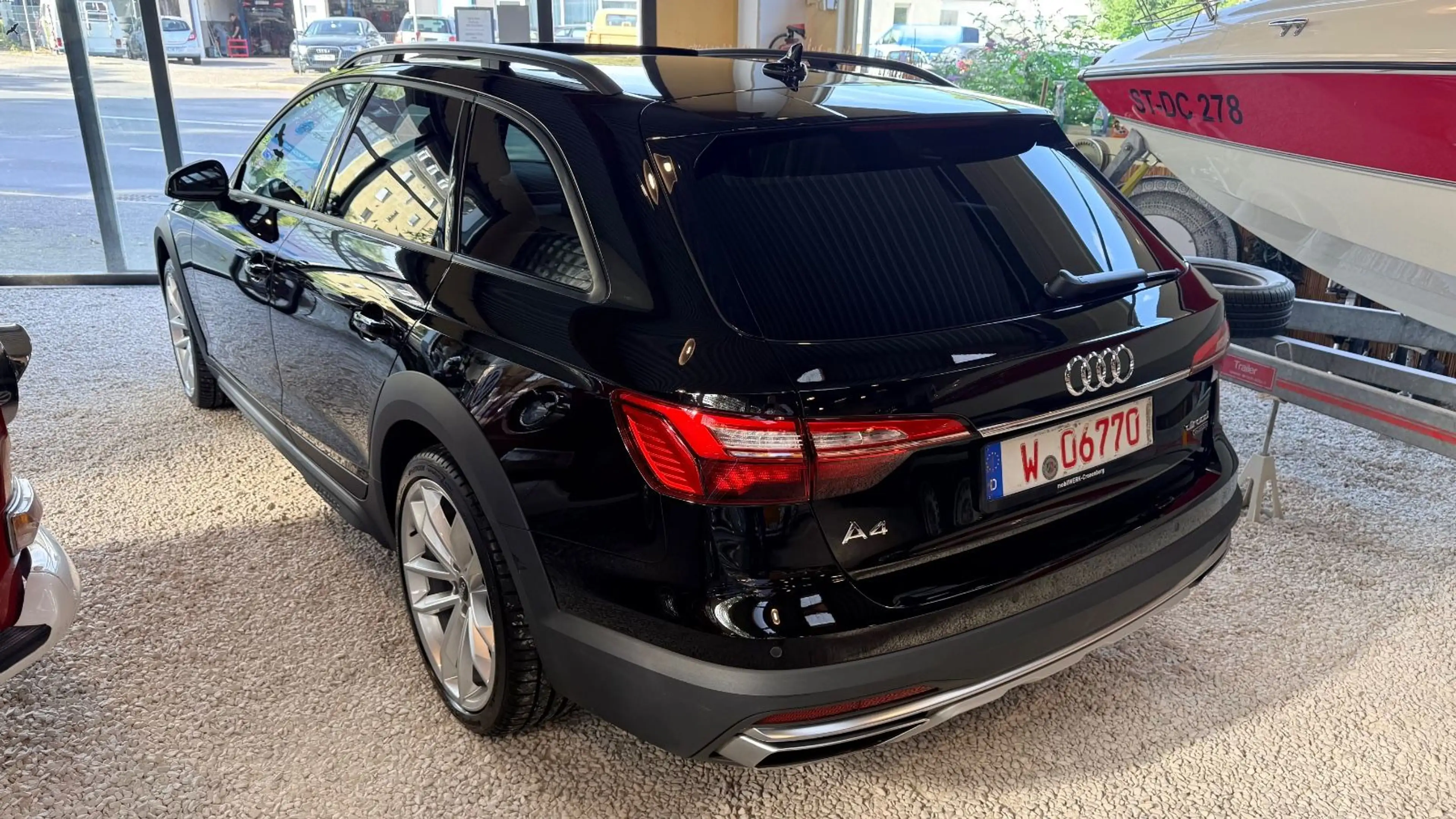 Audi A4 allroad quattro 40 TDI basis — photo 3