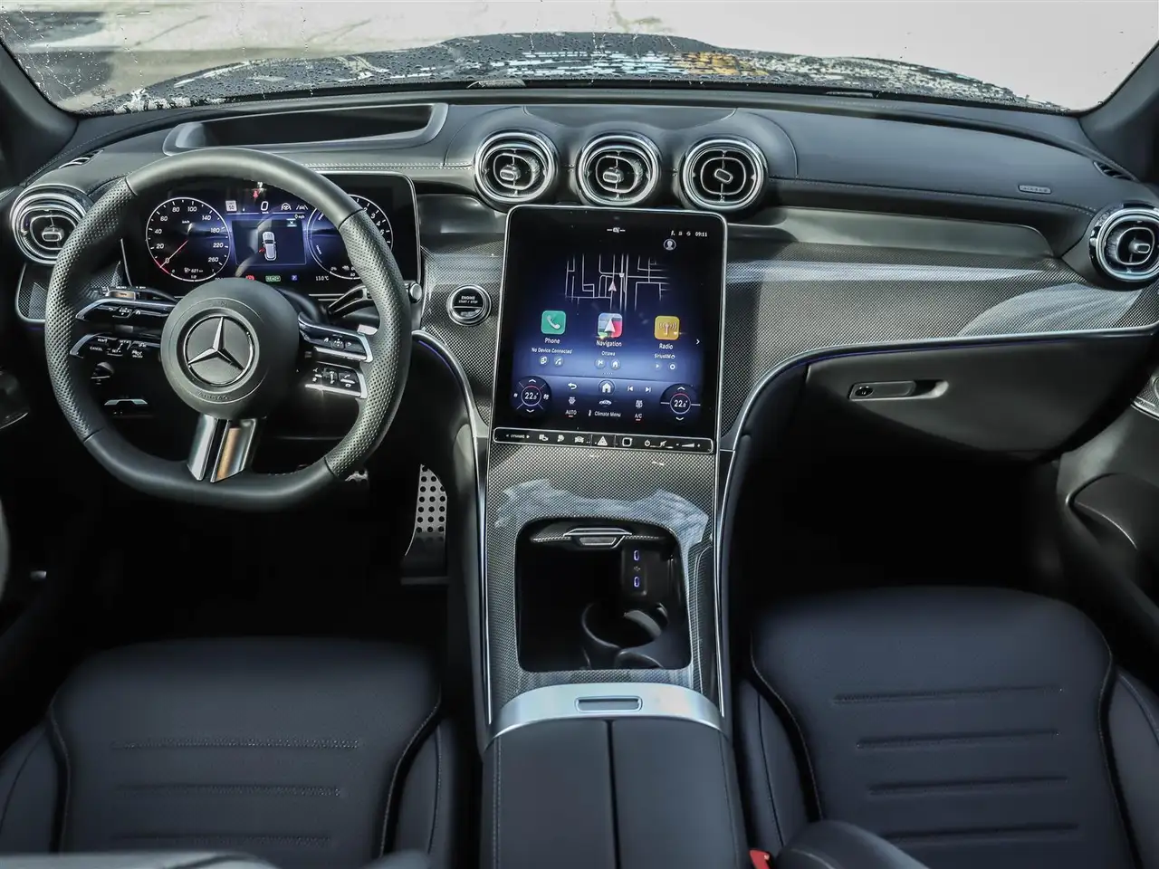 Mercedes-Benz GLC снимка Mercedes-Benz GLC