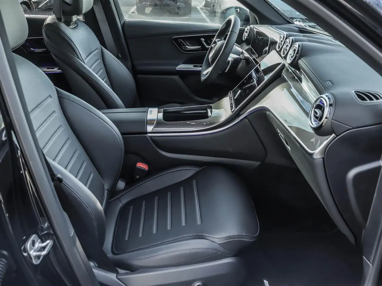 Mercedes-Benz GLC снимка Mercedes-Benz GLC