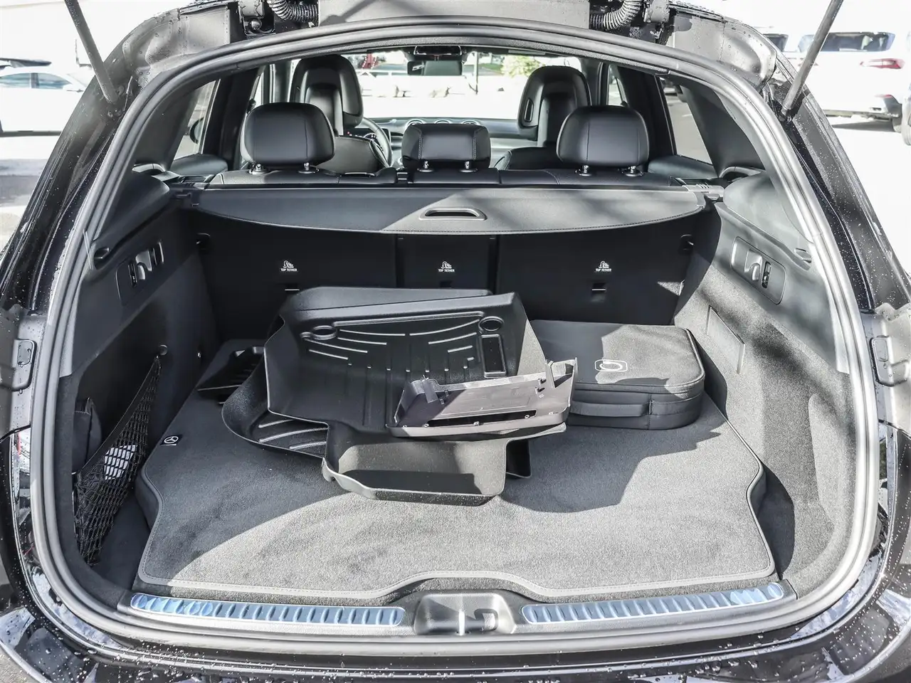 Mercedes-Benz GLC снимка Mercedes-Benz GLC
