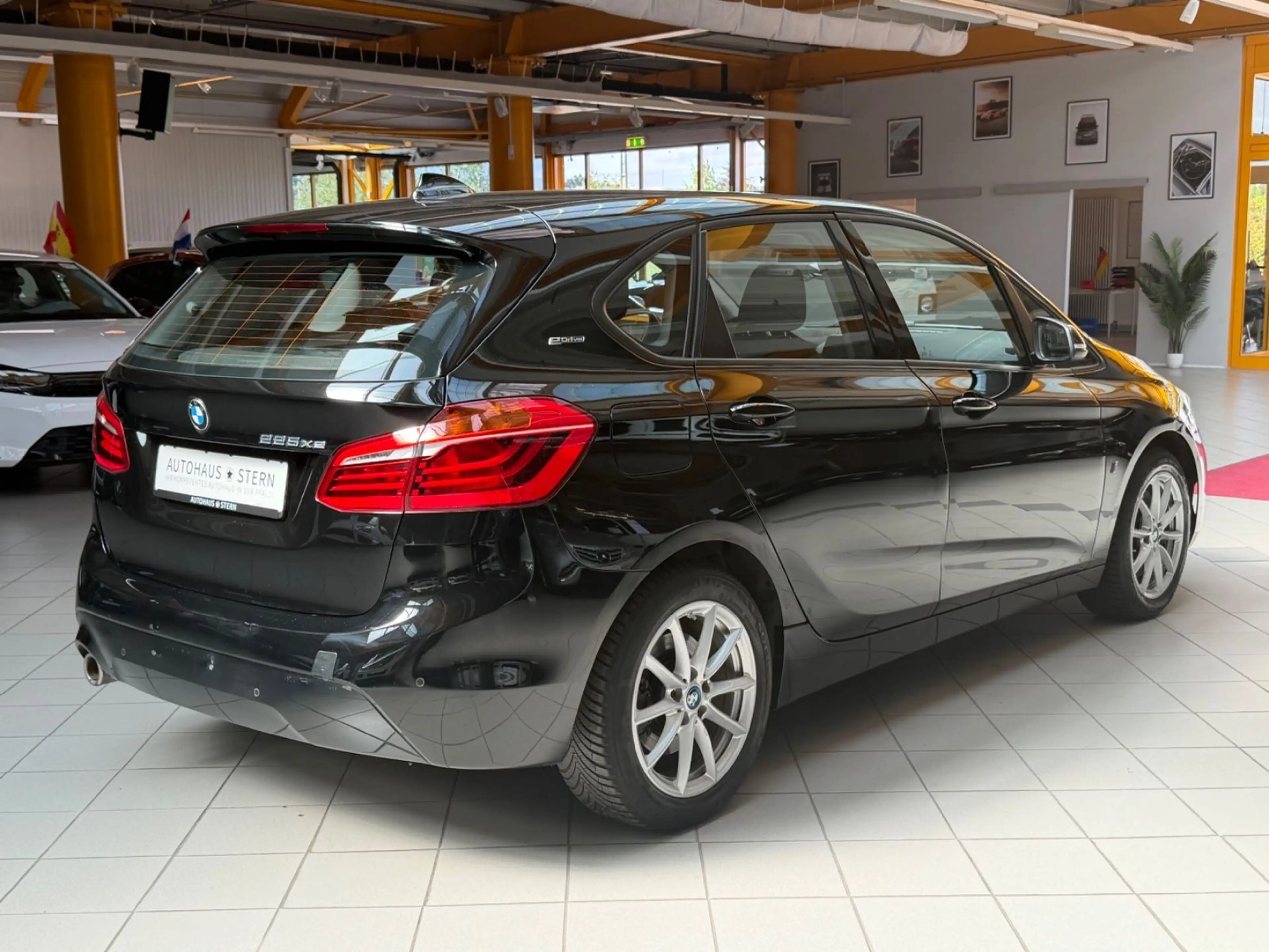 BMW 225 xe Active Tourer|Xenon|Navi|Klima|SHZ|PDC — photo 6