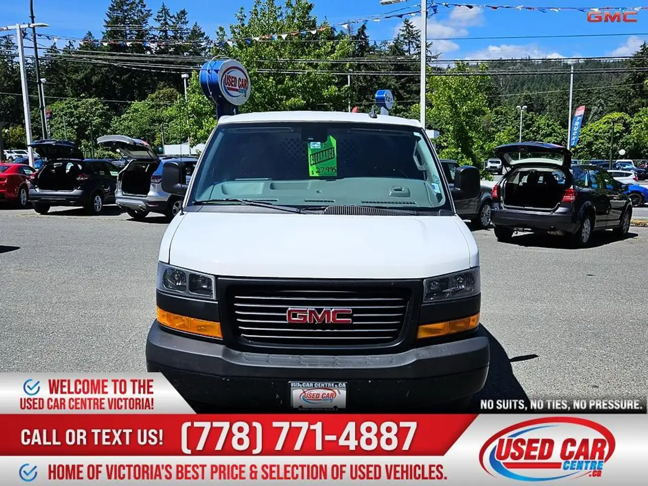 GMC Savana photo GMC Savana