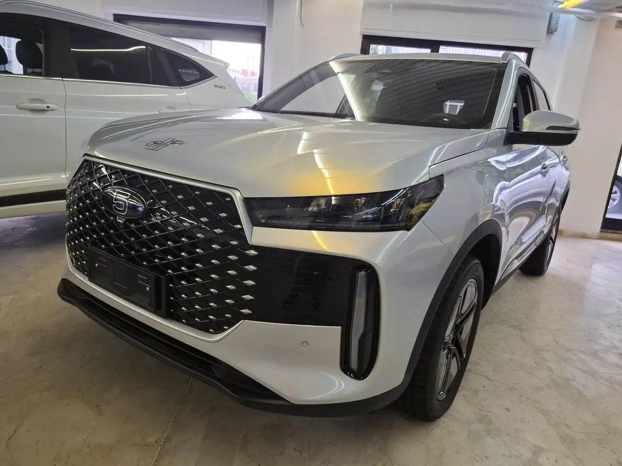 DR Automobiles DR5 2026