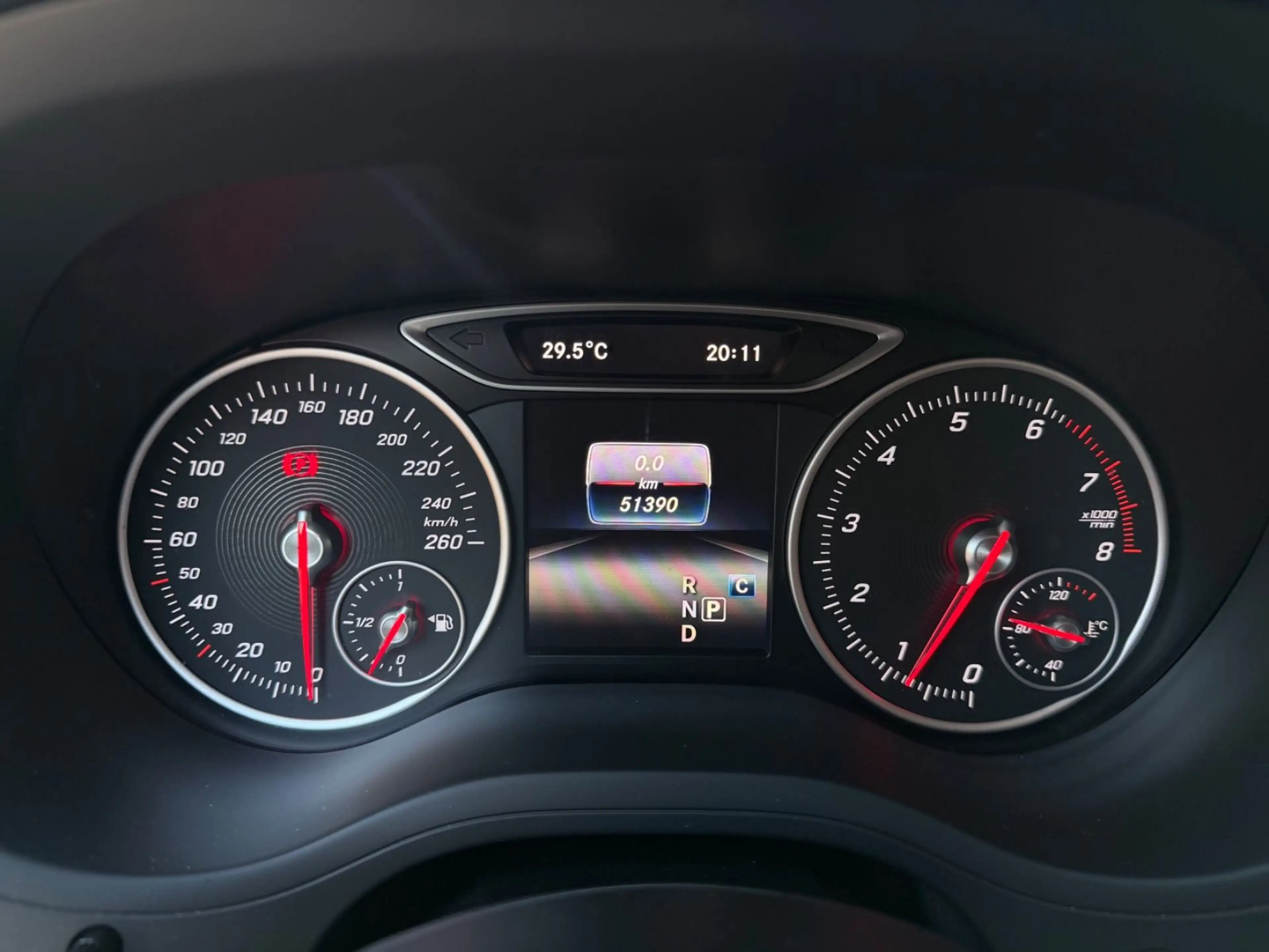Mercedes-Benz B 220 4Matic Urban *Kamera*1.Hand*Navi*Tempomat* — photo 15
