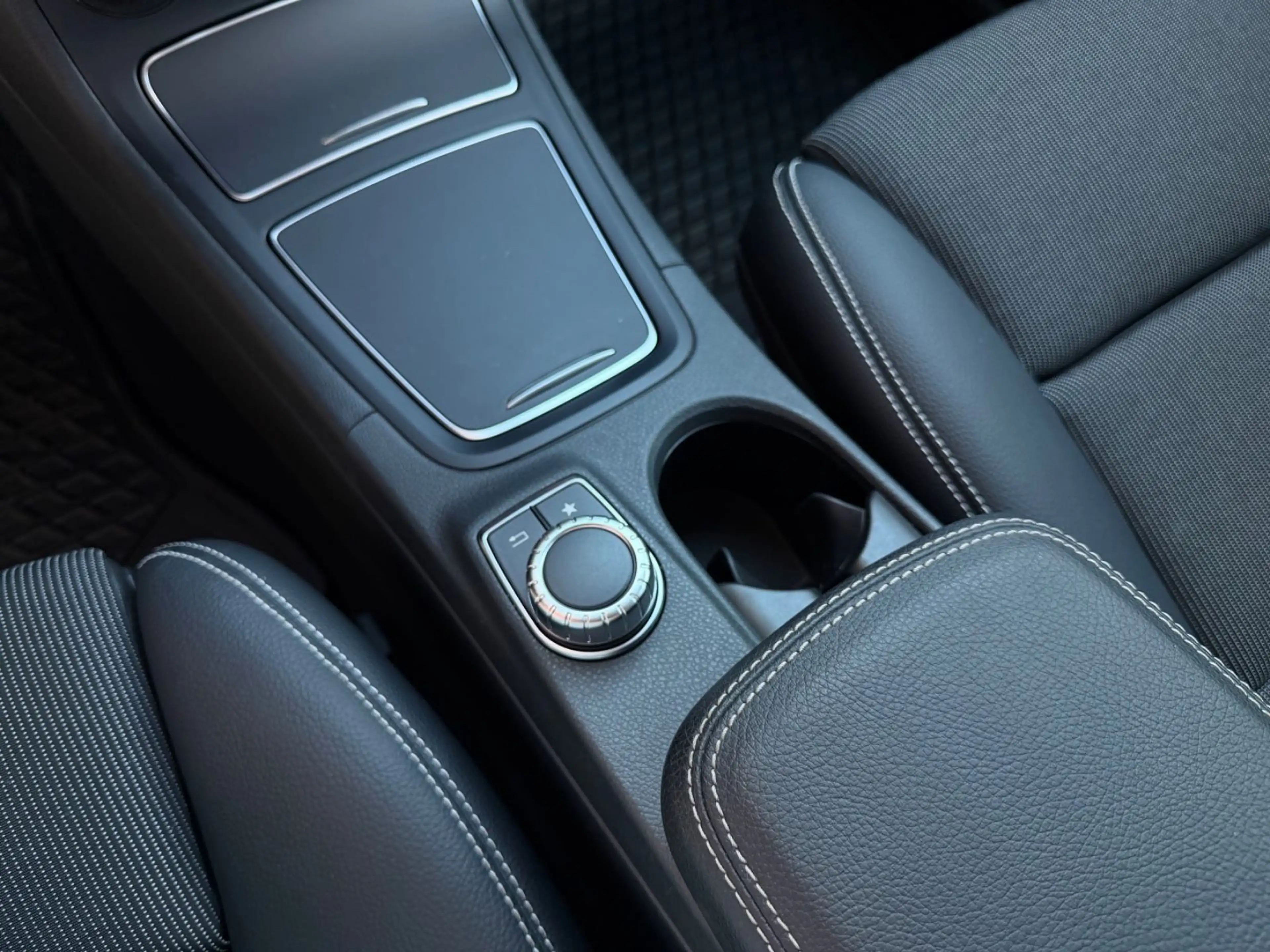 Mercedes-Benz B 220 4Matic Urban *Kamera*1.Hand*Navi*Tempomat* — photo 14