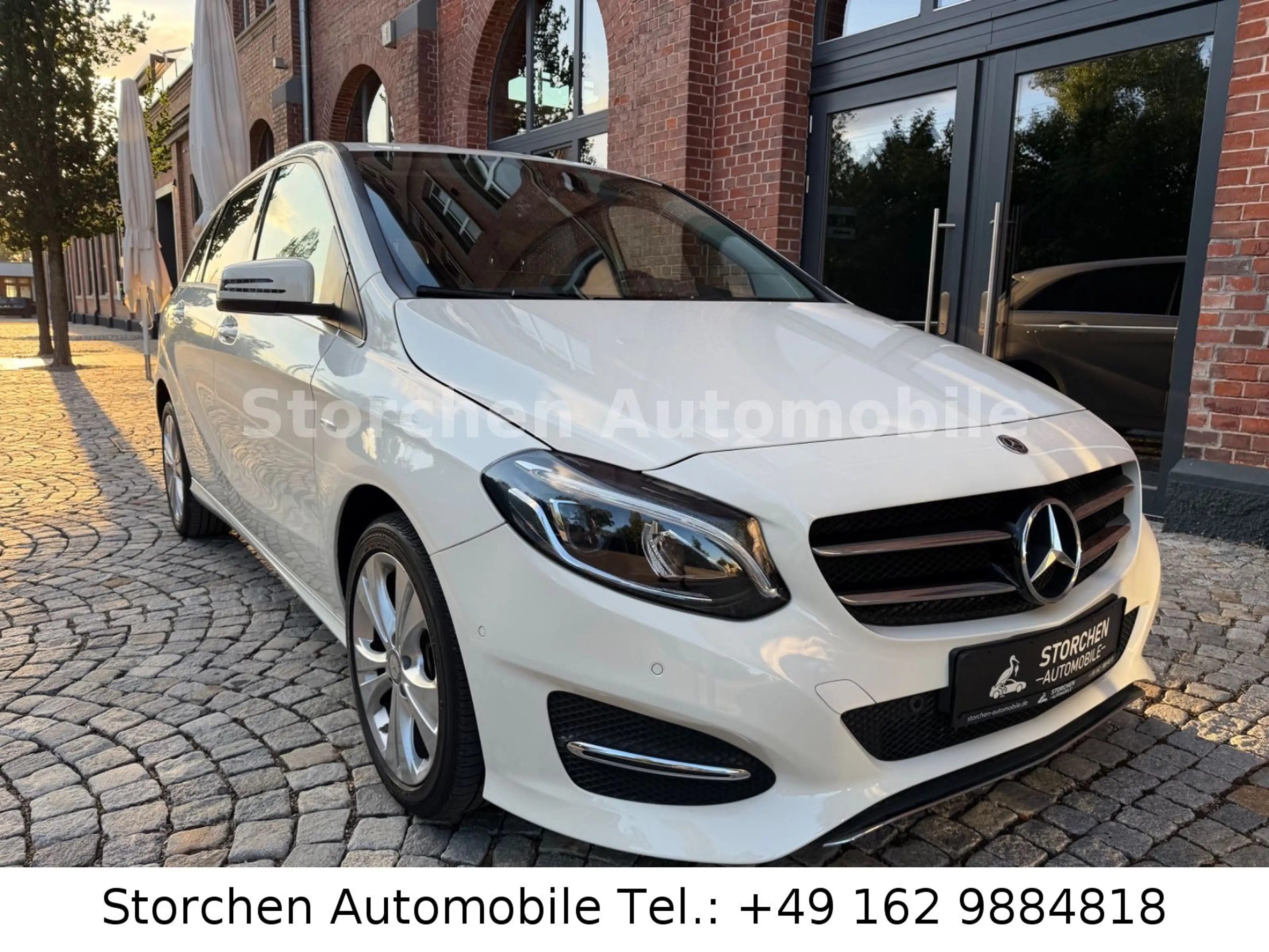 Mercedes-Benz B 220 4Matic Urban *Kamera*1.Hand*Navi*Tempomat*
