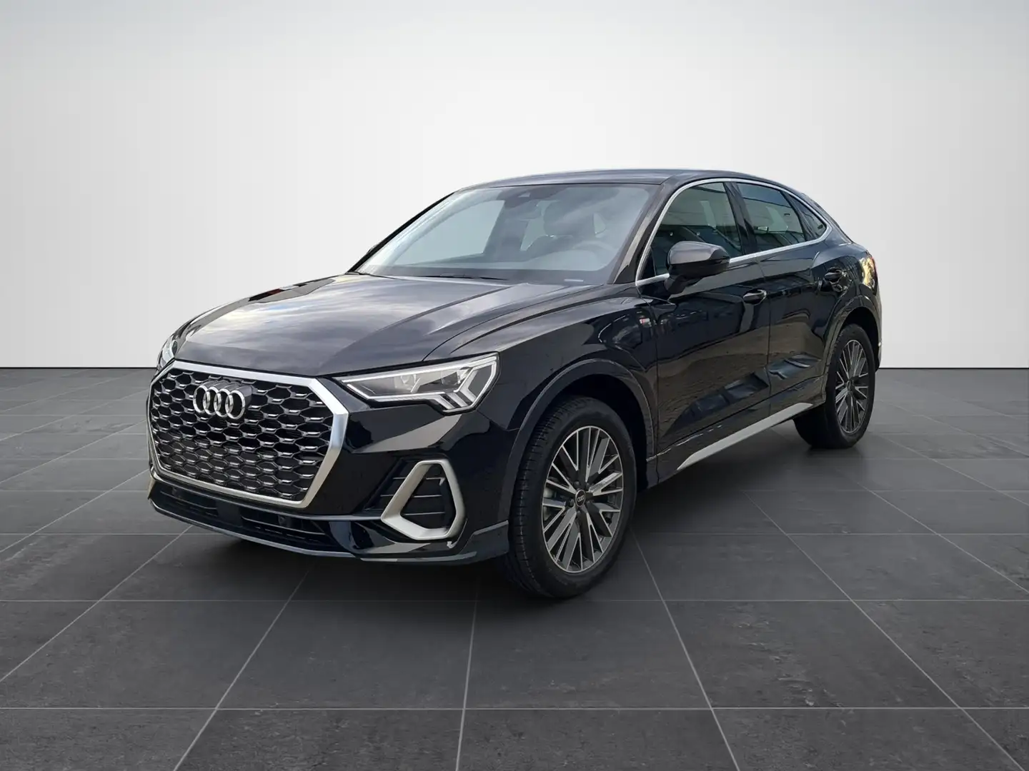 Audi Q3 Sportback 35 S line S tronic +PANOD+LED+NAVI+20"+ Noir - 2