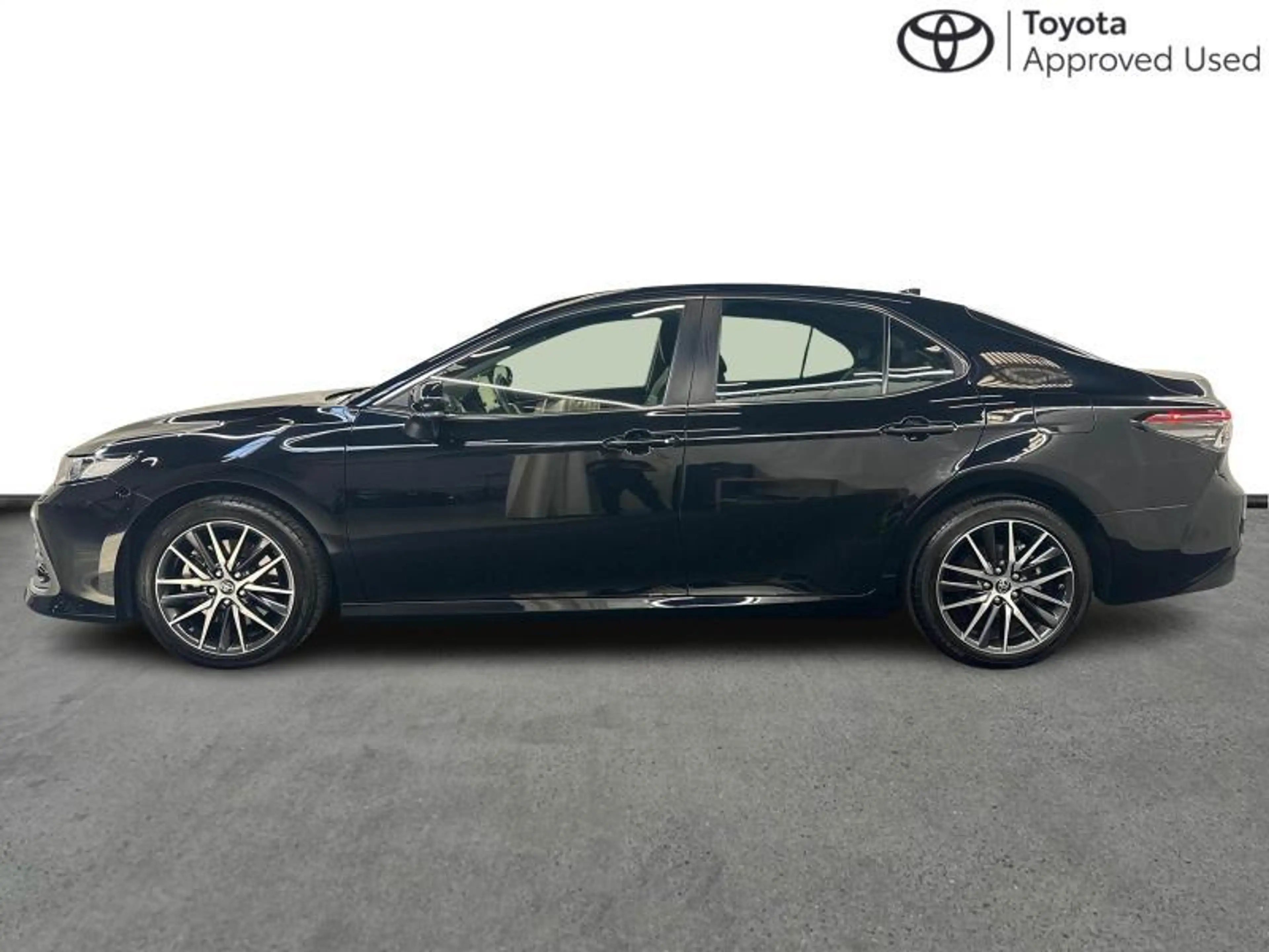 Toyota Camry 218hp HEV Dynamic Plus | carplay — photo 5