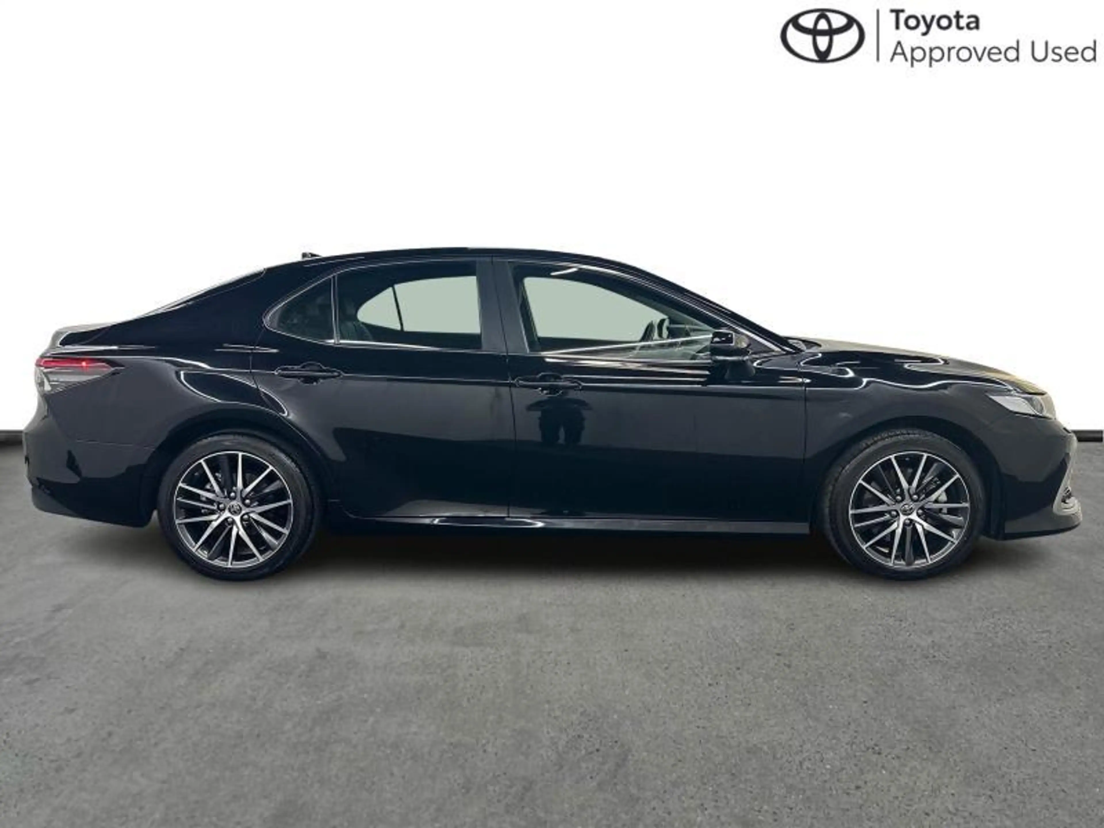 Toyota Camry 218hp HEV Dynamic Plus | carplay — photo 16