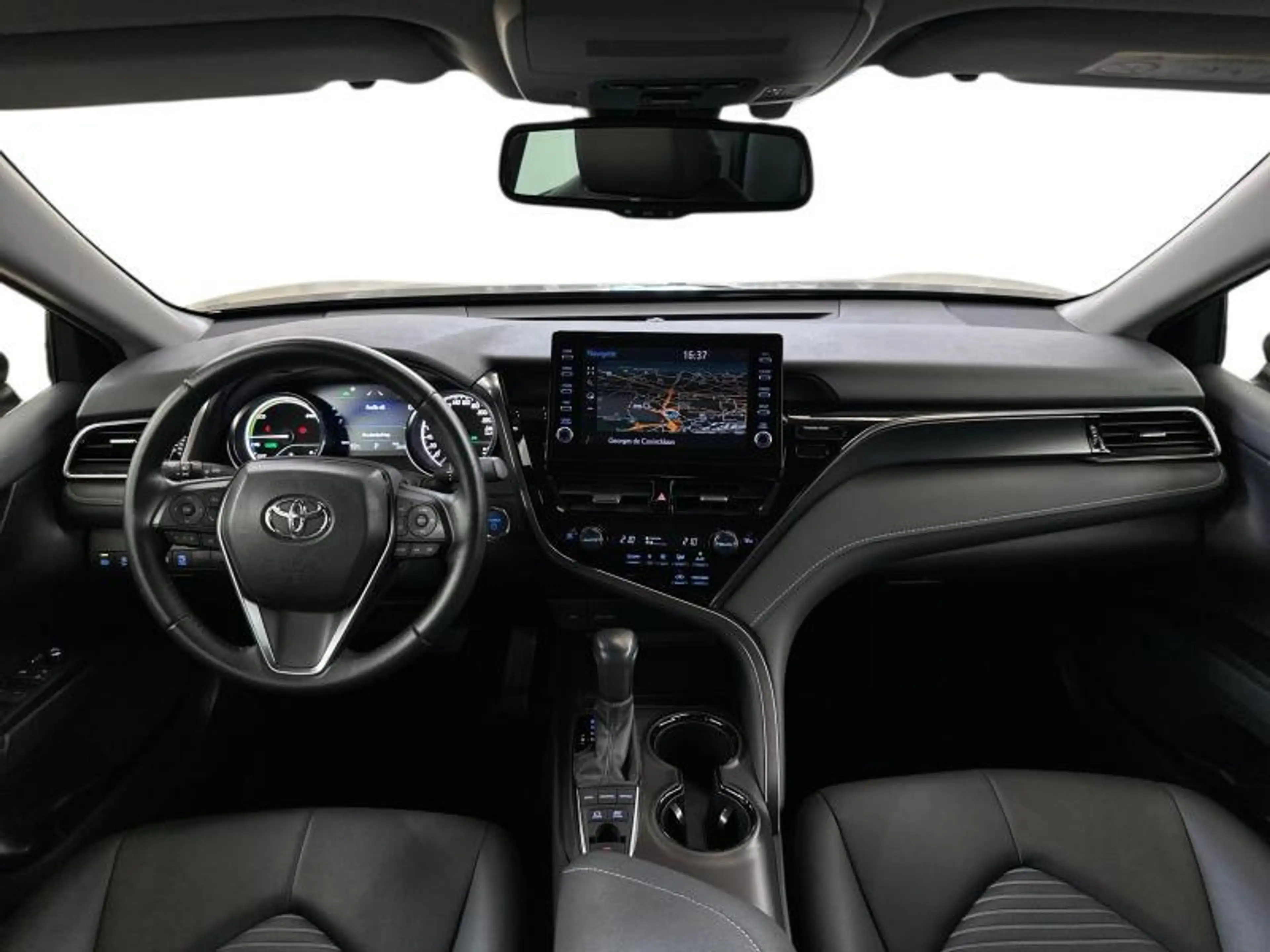 Toyota Camry 218hp HEV Dynamic Plus | carplay — photo 9