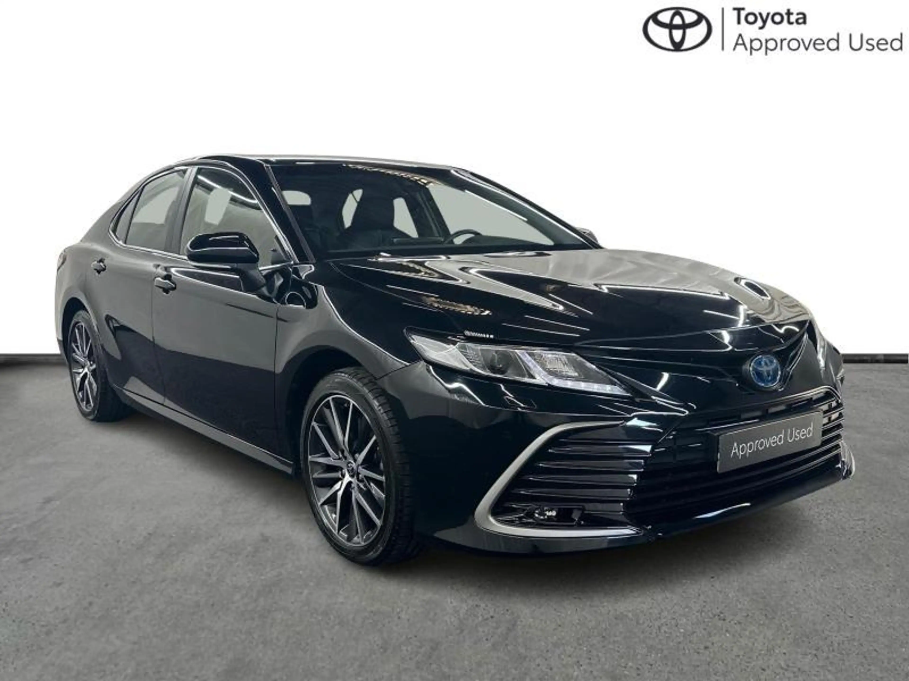 Toyota Camry 218hp HEV Dynamic Plus | carplay — photo 18