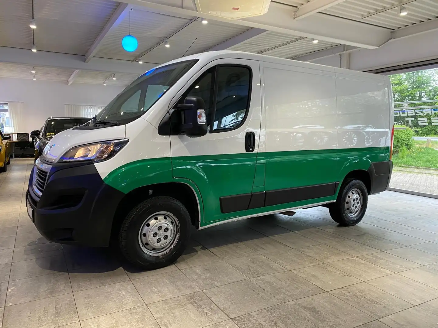 Peugeot Boxer HDI Kasten L1-H1 *Klima*Garantie*1.Hand* Biały - 1