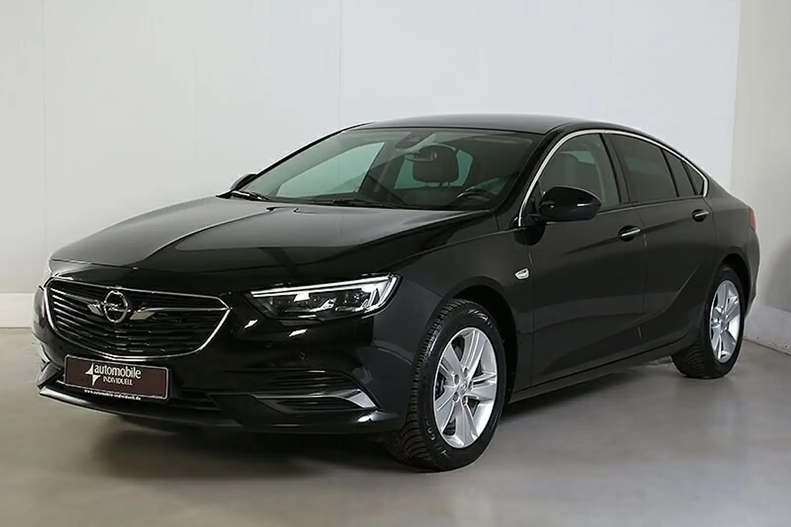 Opel Insignia Gran Sport 2.0 D Innovation Aut. Navi Schwarz - 2