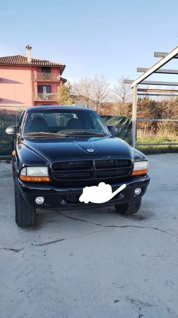 Dodge Dakota magnum Schwarz - 1