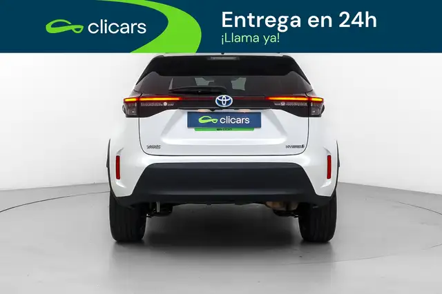 Toyota Yaris Cross view 4