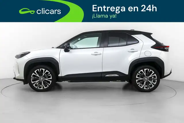 Toyota Yaris Cross view 8