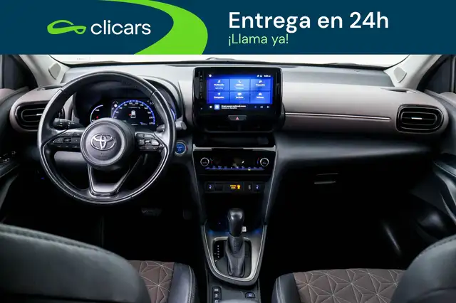 Toyota Yaris Cross view 13