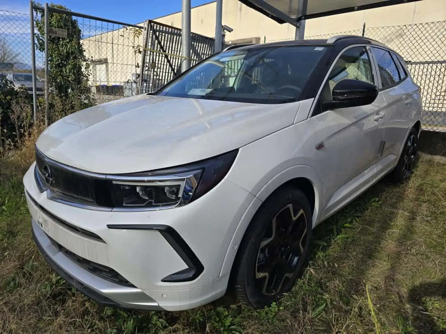 Opel Grandland Grandland 1.2 Turbo 12V 130 CV aut. Ultimate Bianco - 1