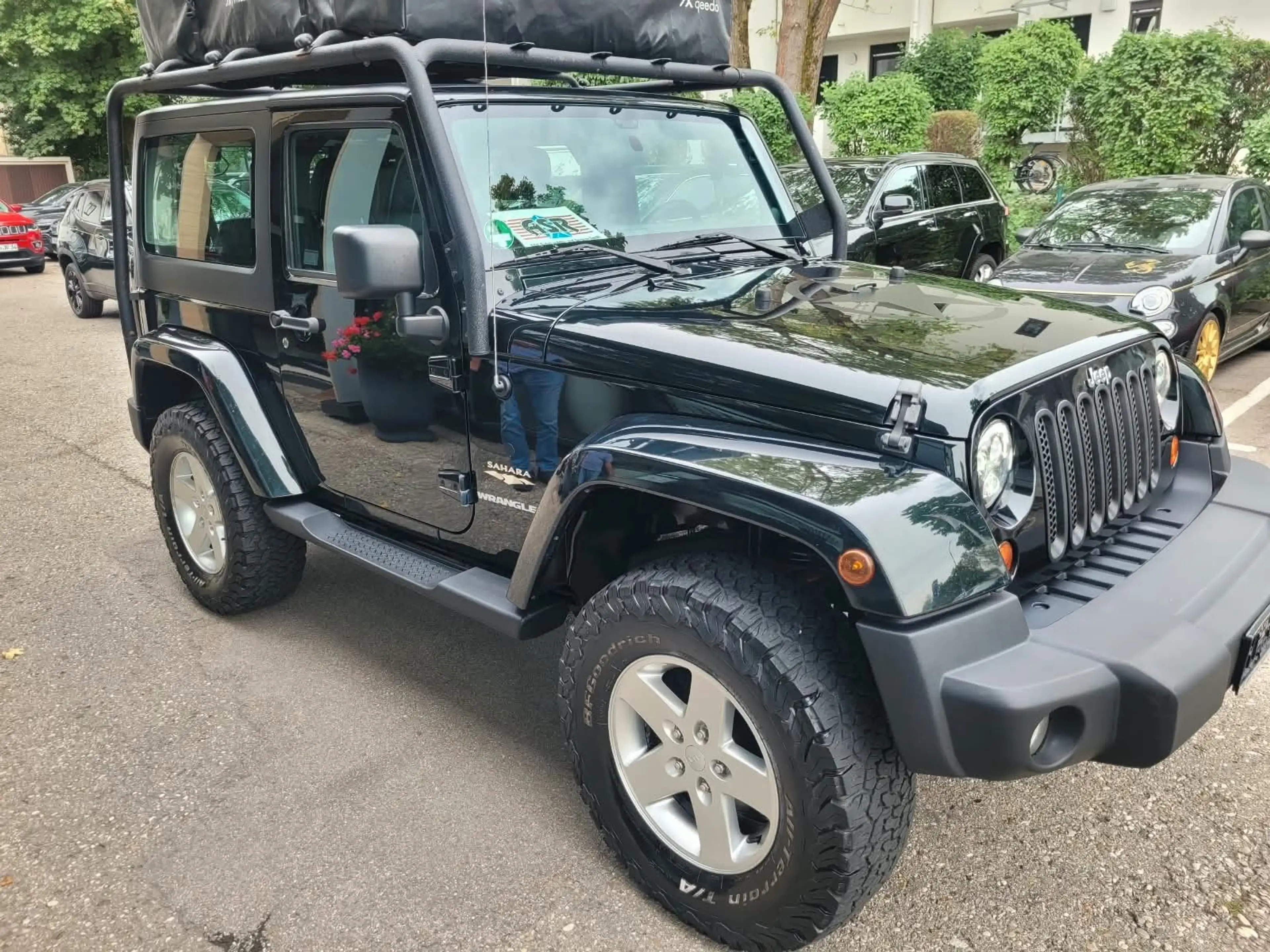 Jeep Wrangler / Wrangler Unlimited Sahara Cabrio — photo 2