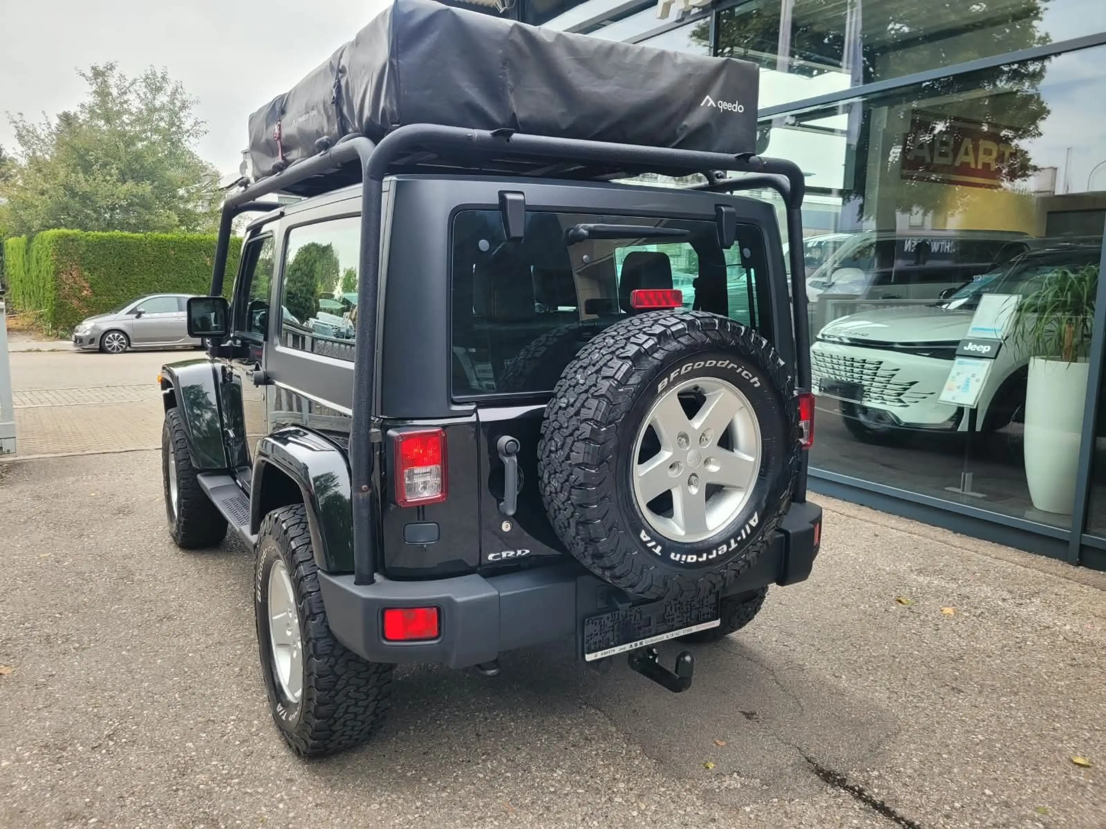 Jeep Wrangler / Wrangler Unlimited Sahara Cabrio — photo 5