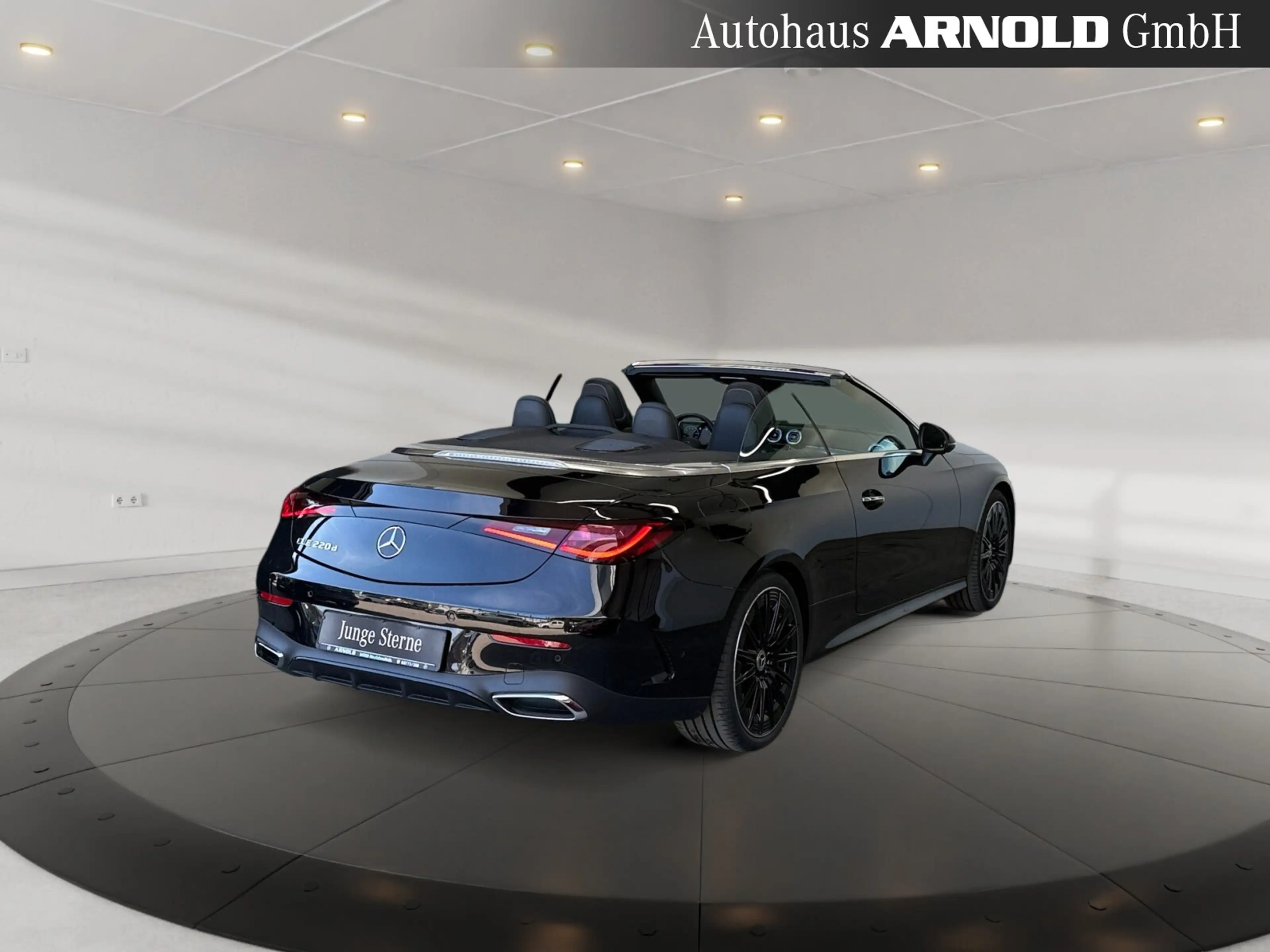 Mercedes-Benz CLE 220 CLE 220 d Cabrio AMG-Line 20" Night-P Memory LED — photo 4