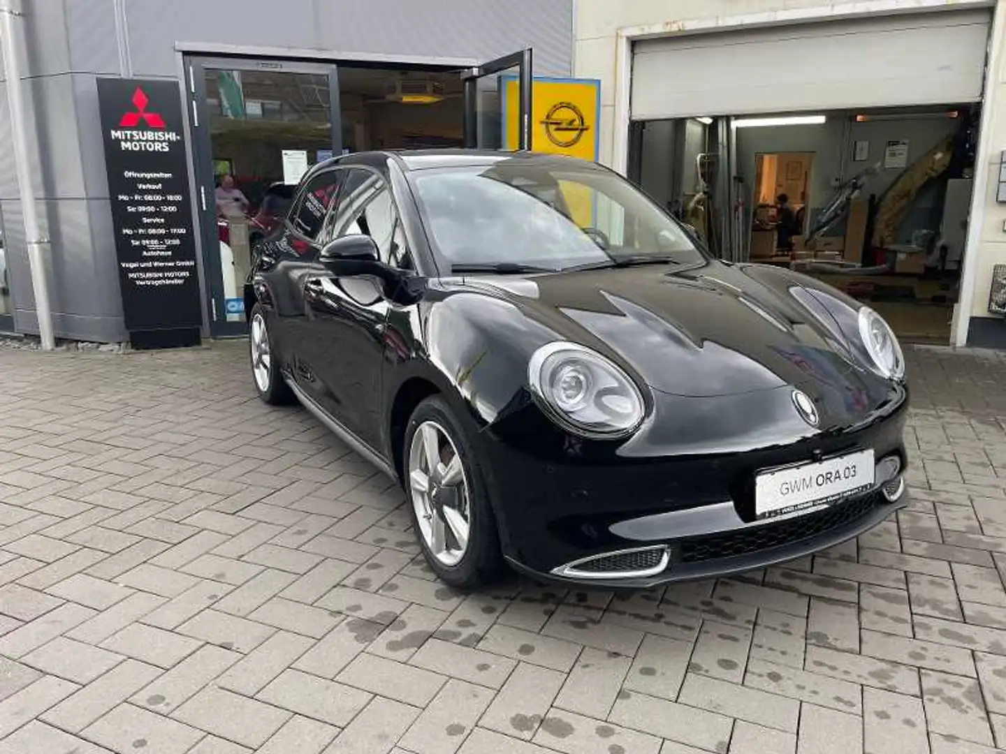 GWM ORA 126 kW 400 Pro+ Negru - 2