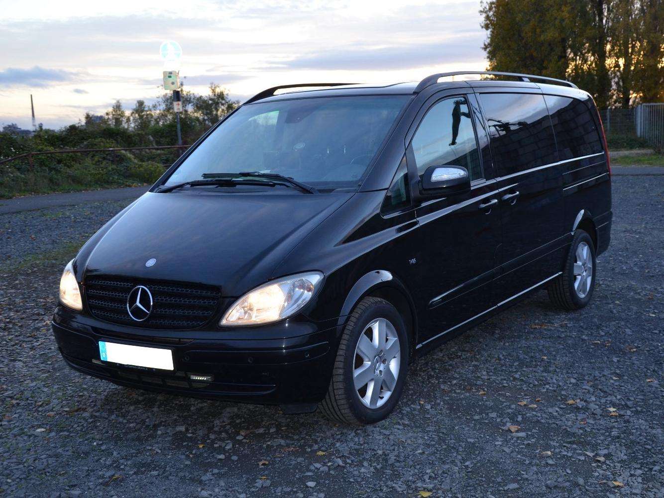 Second hand Mercedes Benz Viano 3.0