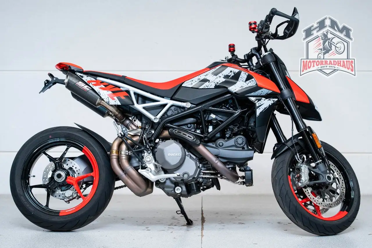 Ducati Hypermotard 950