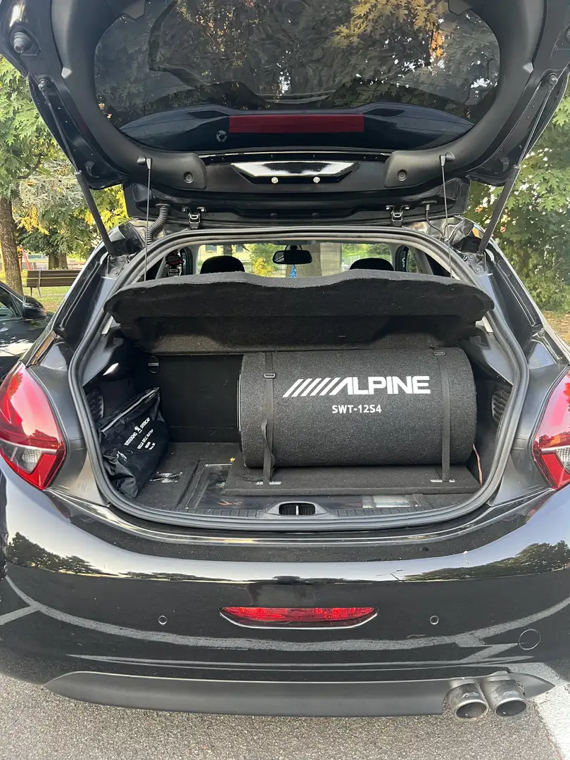Peugeot 208 5p 1.2 puretech Allure GPL  82cv - 2