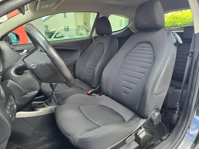 Alfa Romeo Mito view 8