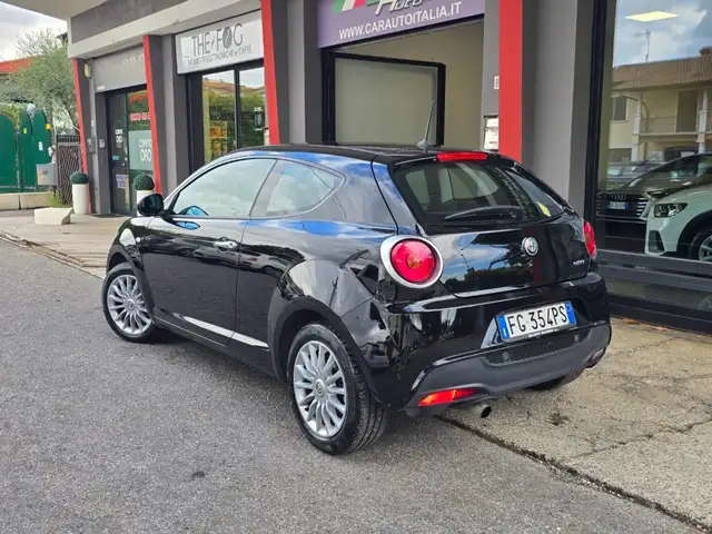 Alfa Romeo Mito view 10